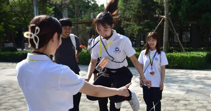 日本の青少年が山西省を訪問(wèn)